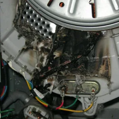 Стиральная машина пахнет гарью: причины и способы их устранения